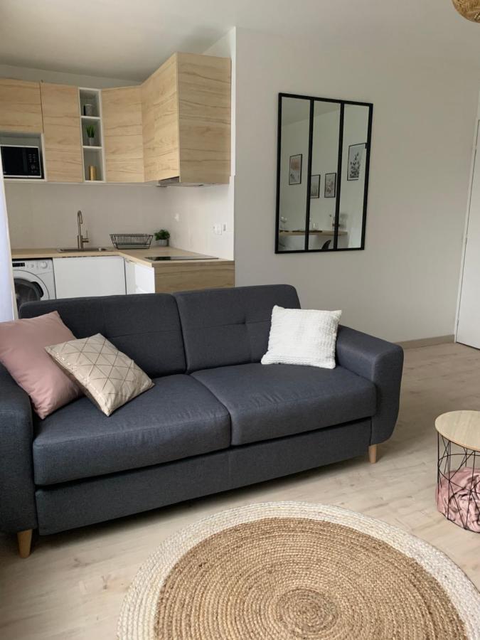 Studio 30M2 - Au Pied De La Gare - Parking Cergy Exteriör bild