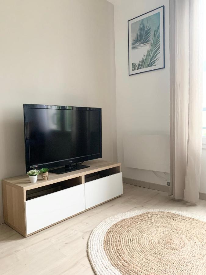 Studio 30M2 - Au Pied De La Gare - Parking Cergy Exteriör bild